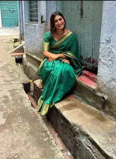 Aakarshi - Gurgaon escort profile