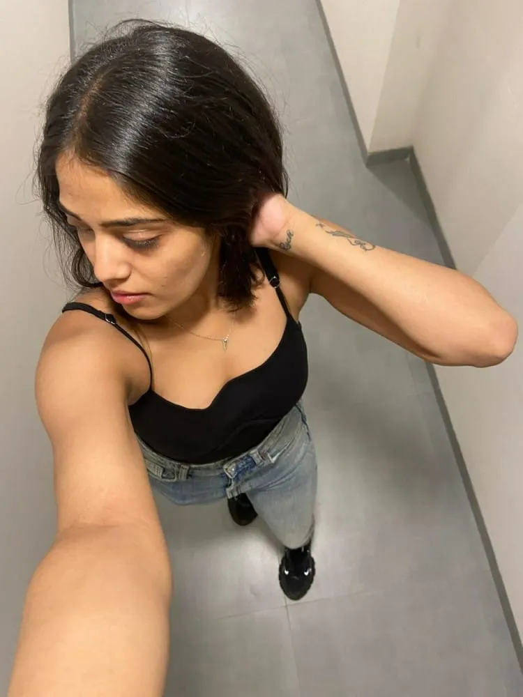 Nada - Gurgaon escort profile
